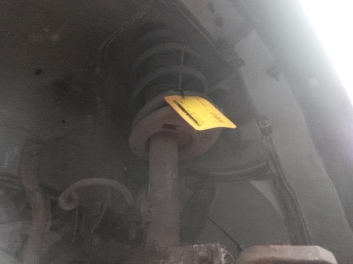 Barre amortisseur avant gauche d'un Citroen DS5, Autos : Pièces & Accessoires, -, 3 mois de garantie, Utilisé, -