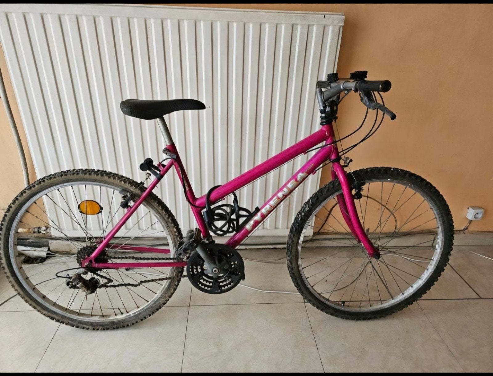 Vélo fille à retaper, Vélos & Vélomoteurs, Enlèvement