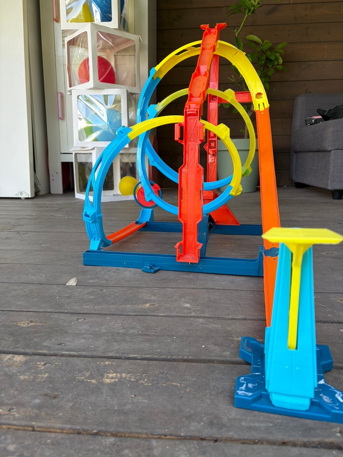 Circuit Hotwheels, loopings et rampe de lancement, Enfants & Bébés, Jouets | Circuits, Enlèvement, Comme neuf, Circuit