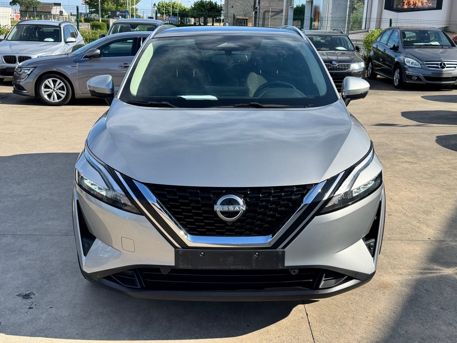 Nissan Qashqai 1.3L Essence 2023 avec 60.000 KLM, Autos, 1332 cm³, Euro 6, Entreprise, Carnet d'entretien