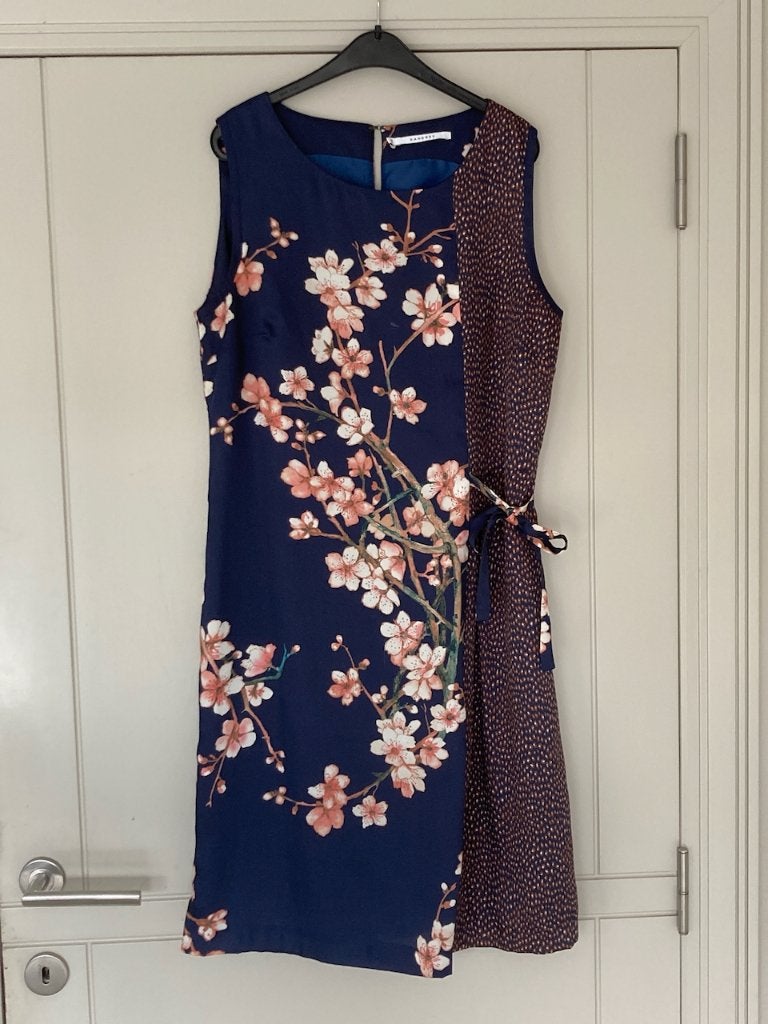 Mooie jurk XANDRES maat 42. Perfecte staat, Blauw, Maat 42/44 (L), Ophalen of Verzenden, Zo goed als nieuw