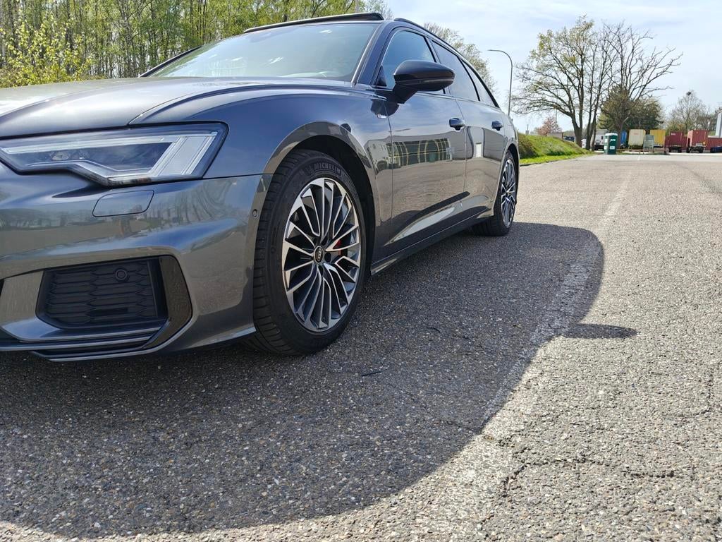 🚗  Audi A6 Avant 55 TFSI e Quattro S-line | Dealer nagek, Automaat, 4 cilinders, 34 g/km, Parkeerassistent