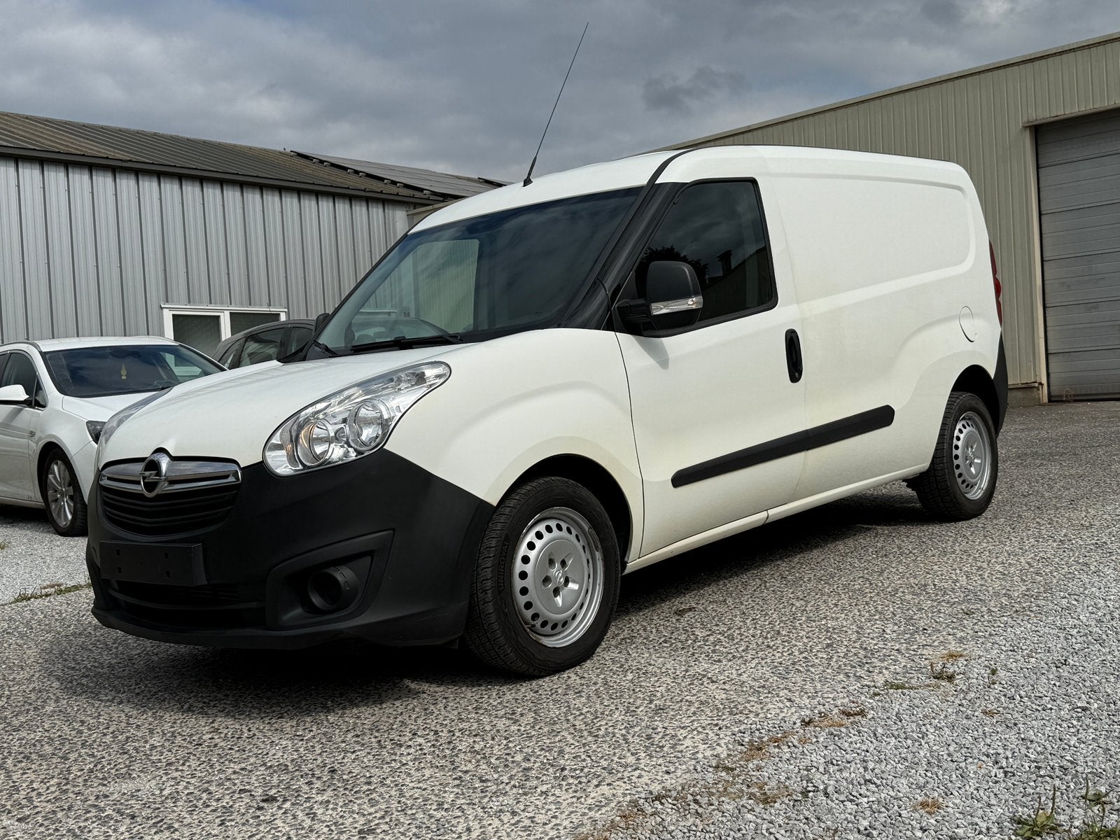Opel Combo 1.6cdti 77kw!!! 4132€ Netto!!!, Auto's, Opel, Voorwielaandrijving, Dealer onderhouden, Stof, Wit