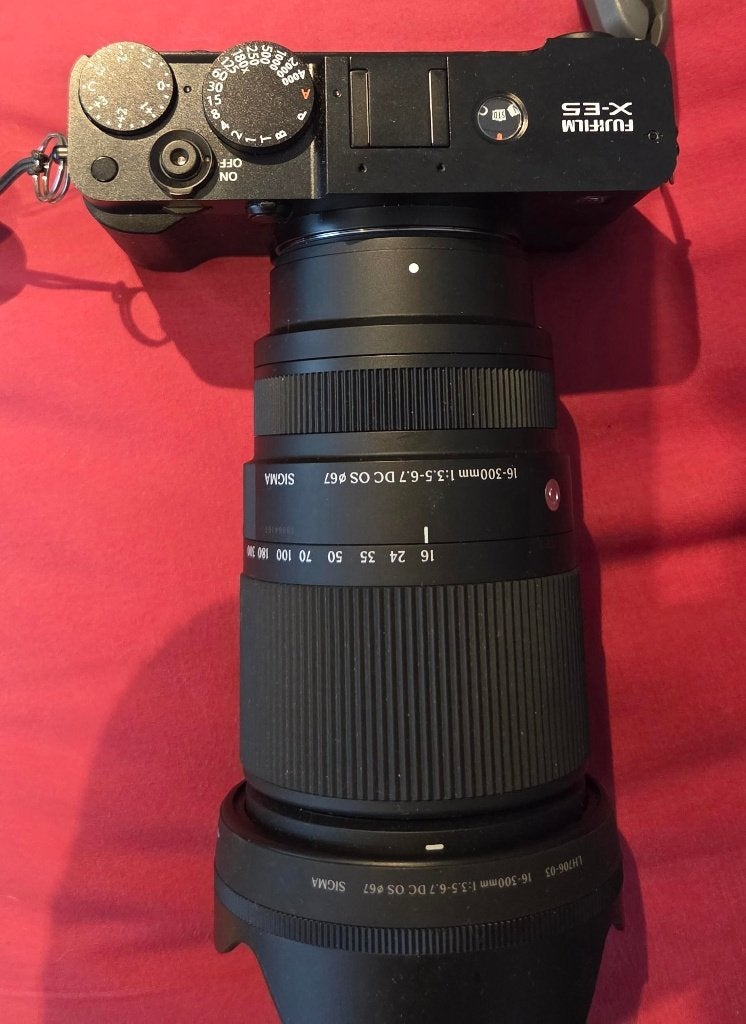 Sigma 16-300 mm f3.5 - 6.7 DC OS pour FUJI Sous Garantie, TV, Hi-fi & Vidéo, Neuf, Sigma, Téléobjectif, Enlèvement ou Envoi