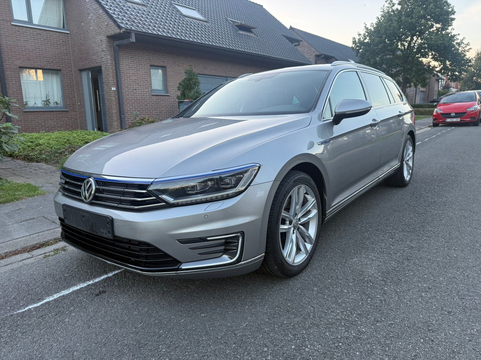 VW PASSAT HYBRID plugin, Autos, Achat, Euro 6, Noir, 5 portes
