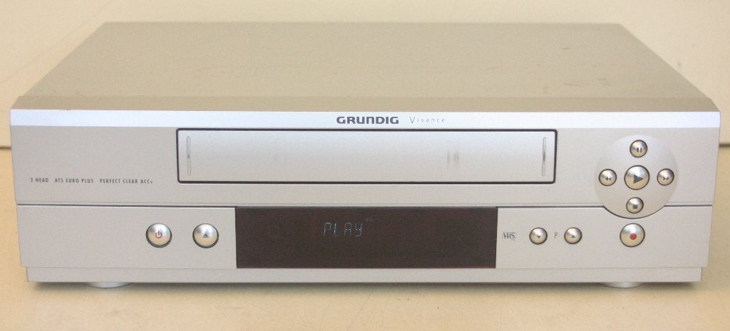 Grundig Videorecorder / Model Vivance GV3000VPS / Germany, Enlèvement ou Envoi, Comme neuf, Lecteur ou enregistreur VHS