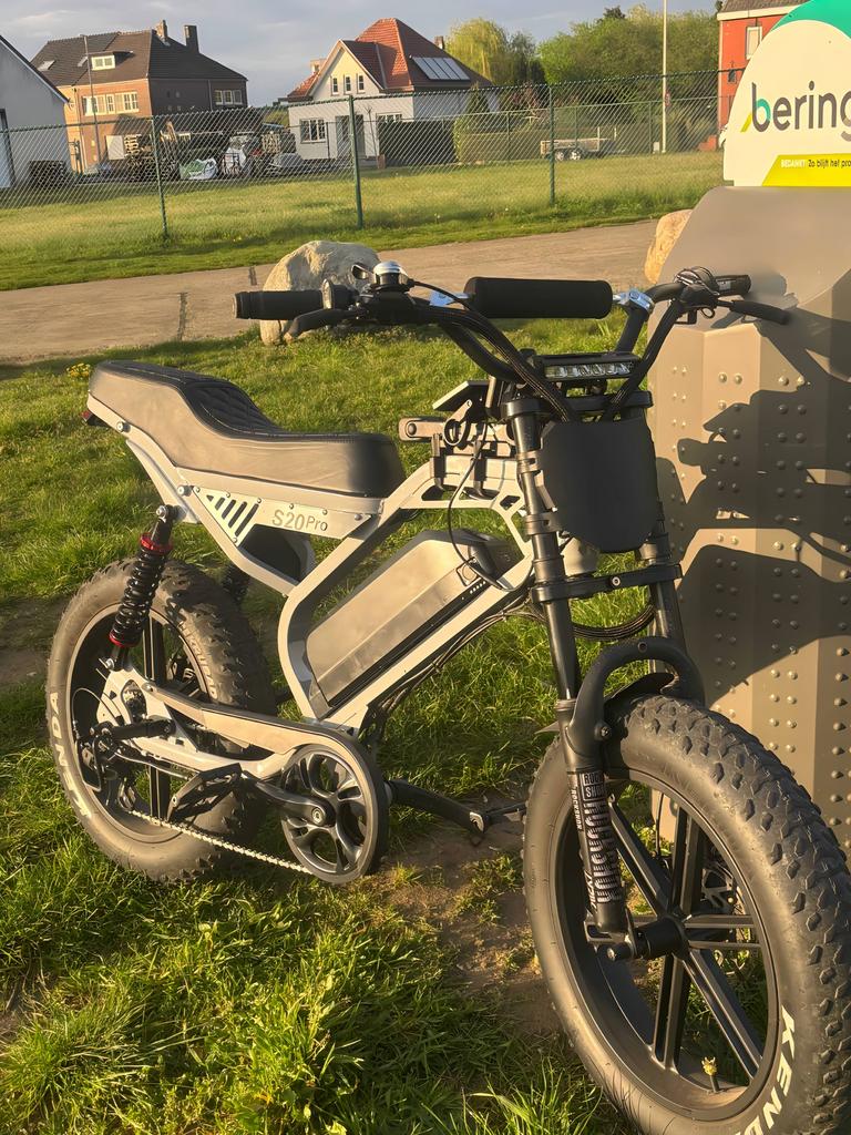 S20 PRO CUSTOM *750w* (2026 Model), Fietsen en Brommers, Ophalen of Verzenden, Zo goed als nieuw