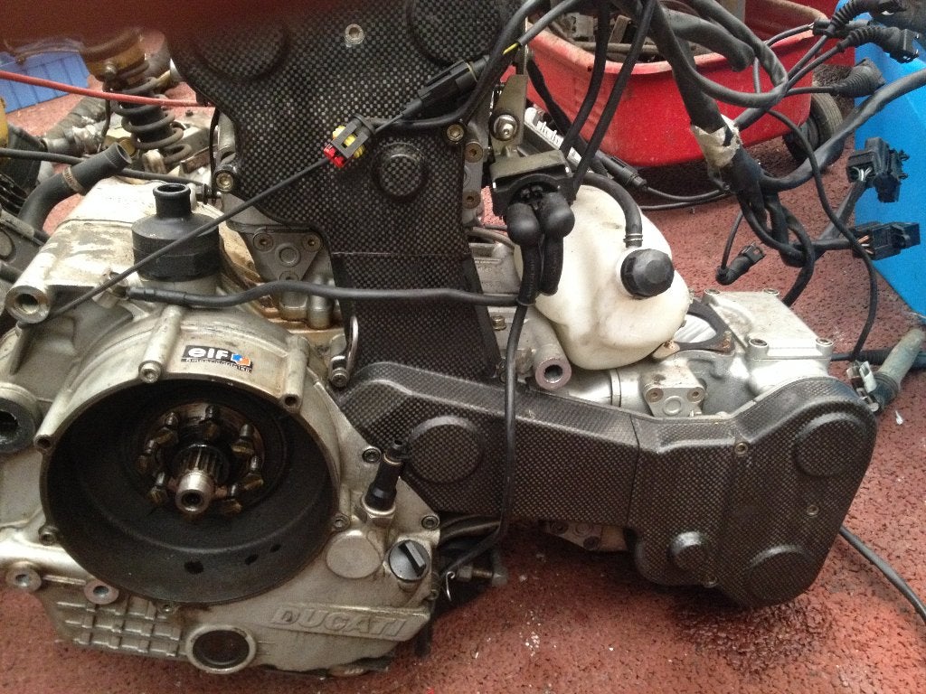 Vends moteur Ducati, Permis Moto A, Entreprise, Occasion, Plus de 35 kW