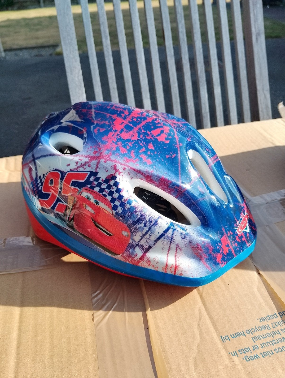 Disney Cars Pixar kinderfietshelm 52-56, Ophalen of Verzenden, Zo goed als nieuw, Jongen of Meisje, Disney PIXAR