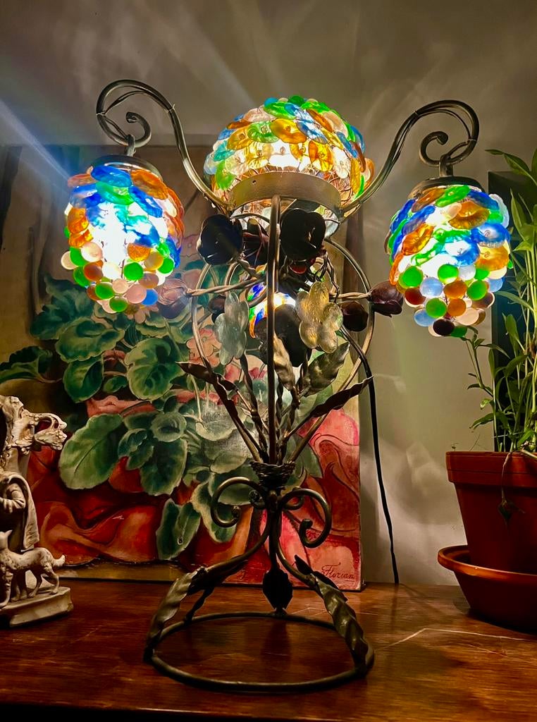 Murano tafellamp met gekleurd glas en metalen bloemenvoet –, Ophalen of Verzenden