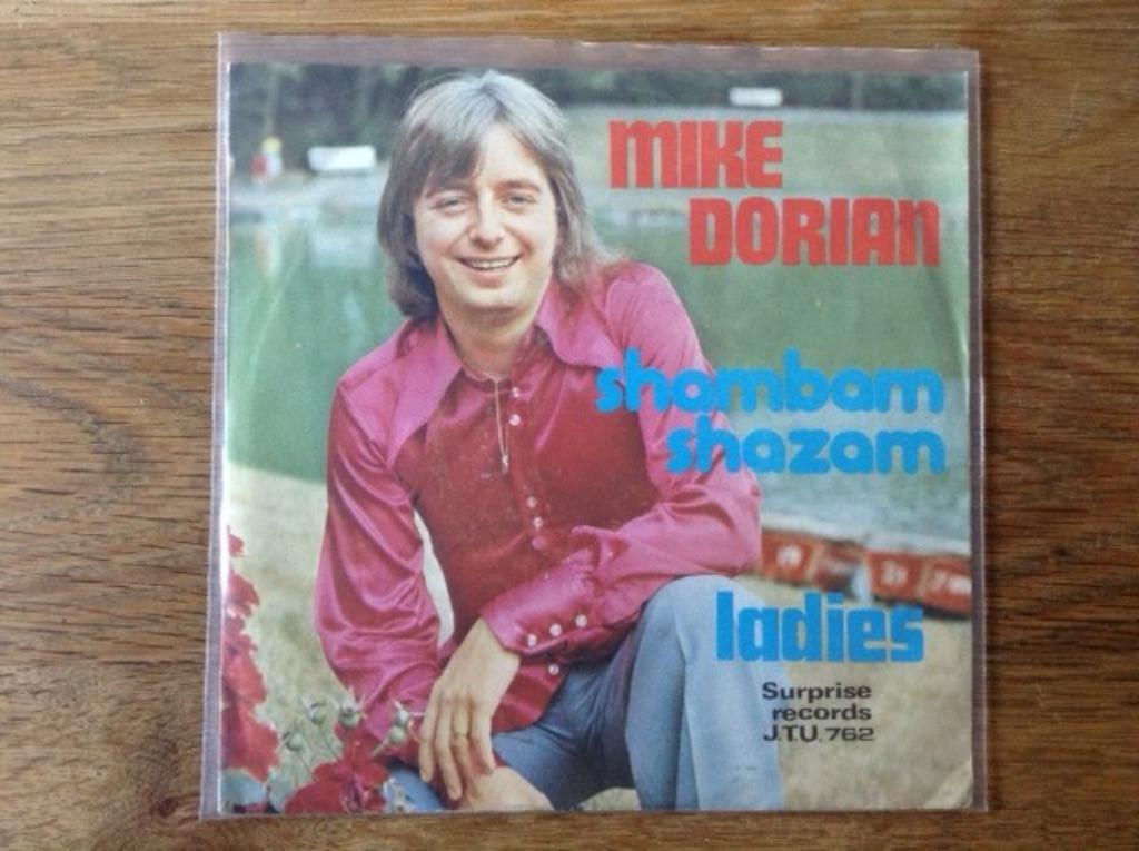 single mike dorian, Cd's en Dvd's, Ophalen of Verzenden, Nederlandstalig