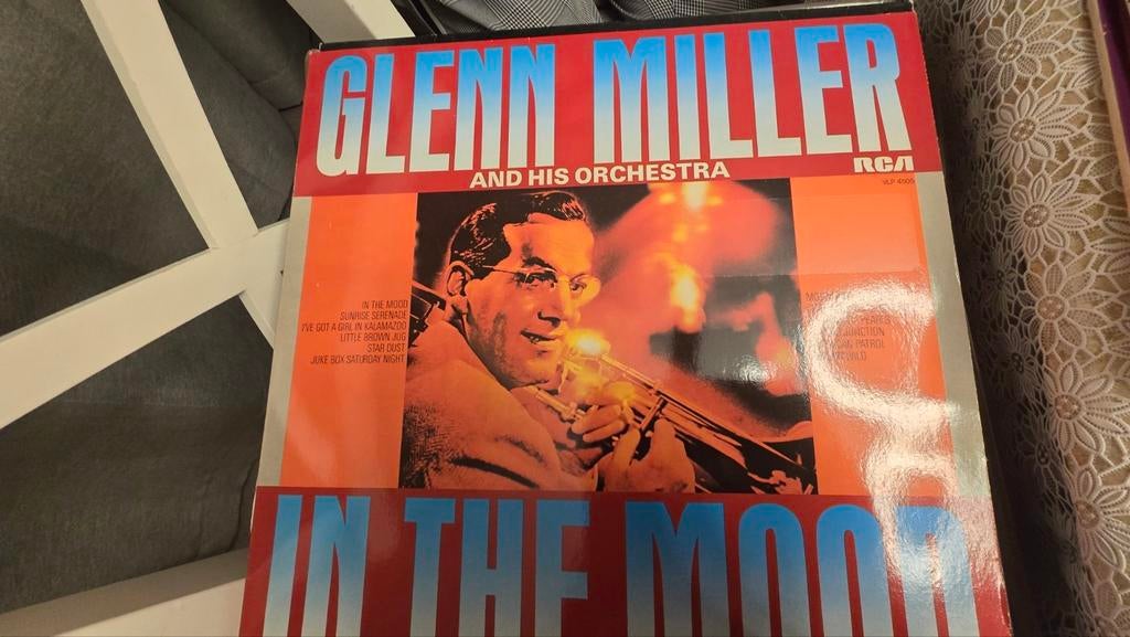 Glenn Miller, Enlèvement, Comme neuf