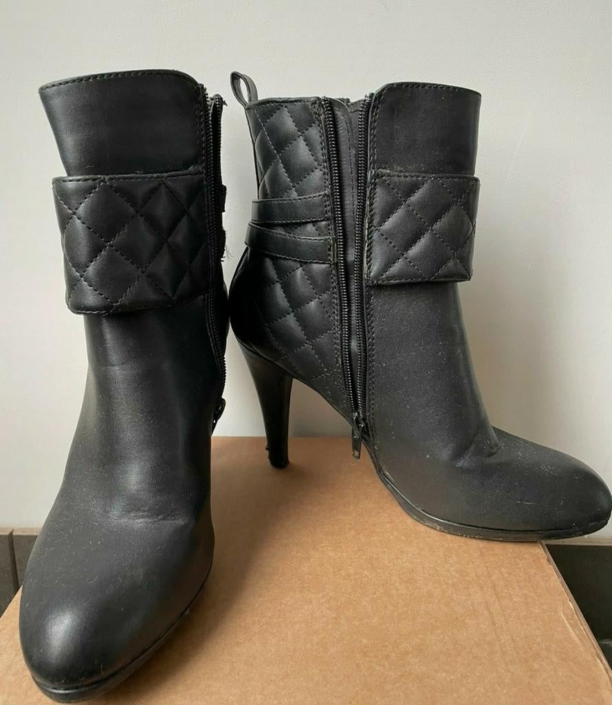 Laarsjes 38, Kleding | Dames, Schoenen, Ophalen of Verzenden, Zo goed als nieuw