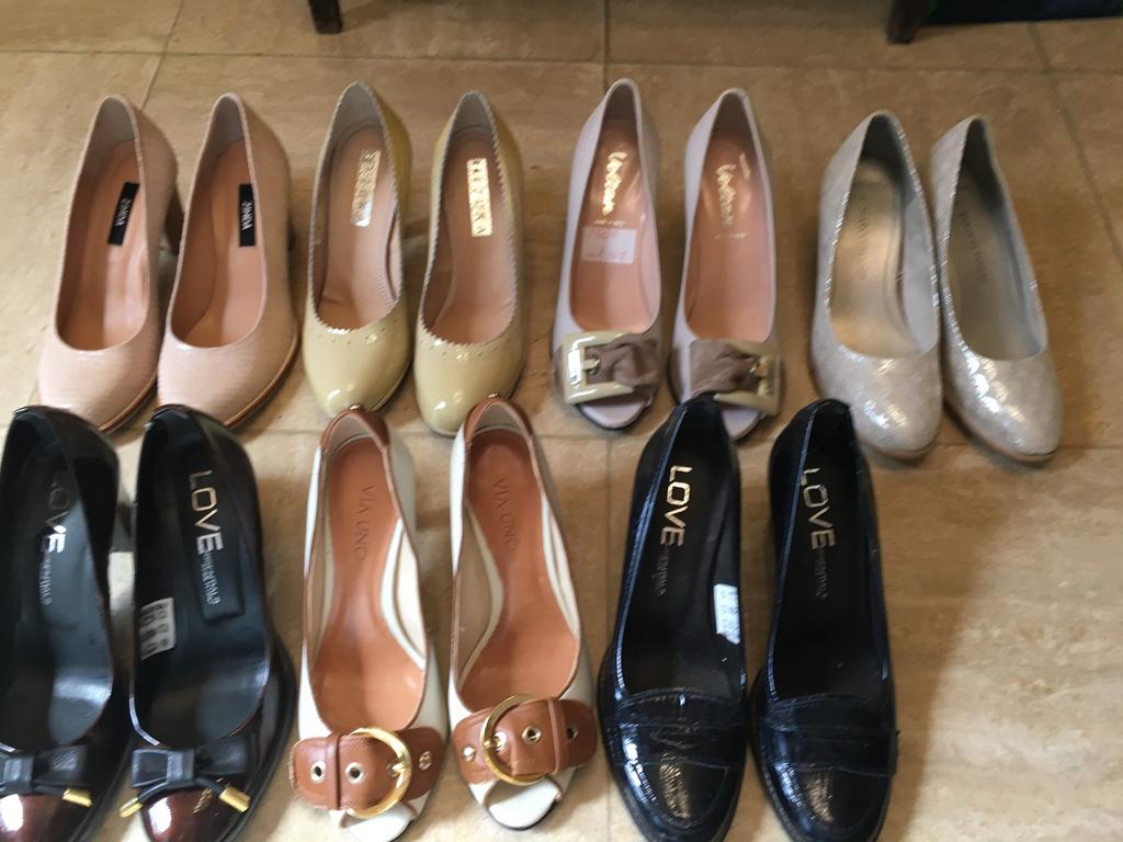 Lot pumps 7 paar - maat 36, Enlèvement, Comme neuf, Brun, Escarpins