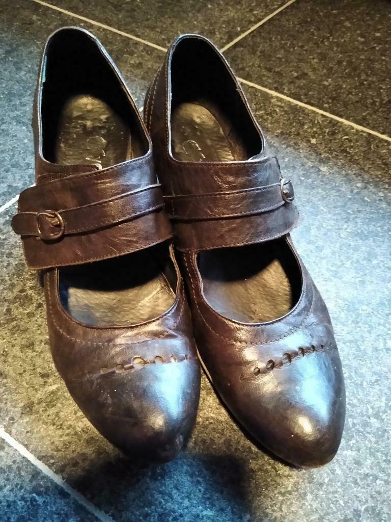 chaussure confort pour voûte plantaire, mt38, marque cypress, Enlèvement ou Envoi, Cypres, Brun, Porté