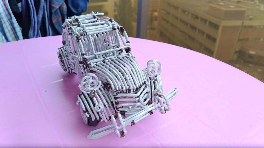 CITROEN 2ch HANDGEMAAKTE MINIATUURAUTOSPEELGOEDCOLLECTIE, Ophalen, Zo goed als nieuw, Auto, Overige merken