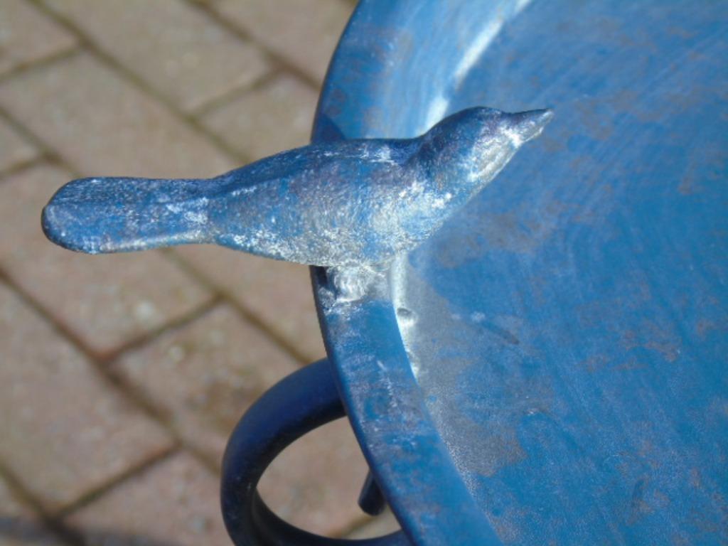vogelbad, smeedijzeren bak antiek blauw pat nieuw, Tuin en Terras, Ophalen of Verzenden, Nieuw