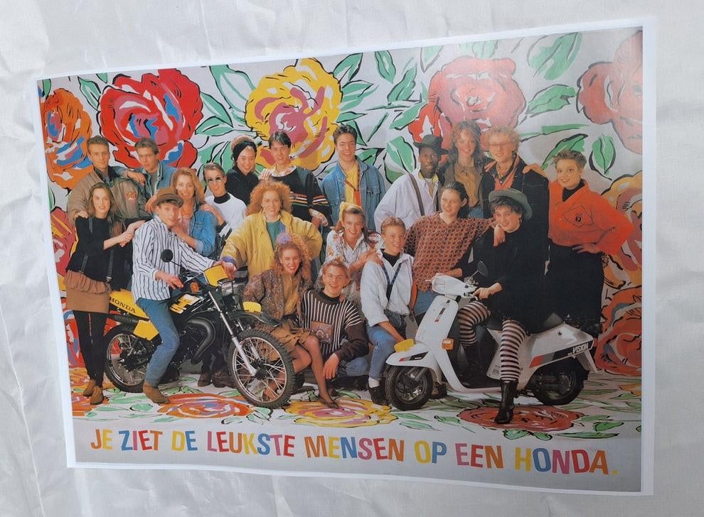 Honda Bromfiets Poster A3 Je ziet de leukste mensen op Honda, Fietsen en Brommers, Ophalen of Verzenden, Nieuw
