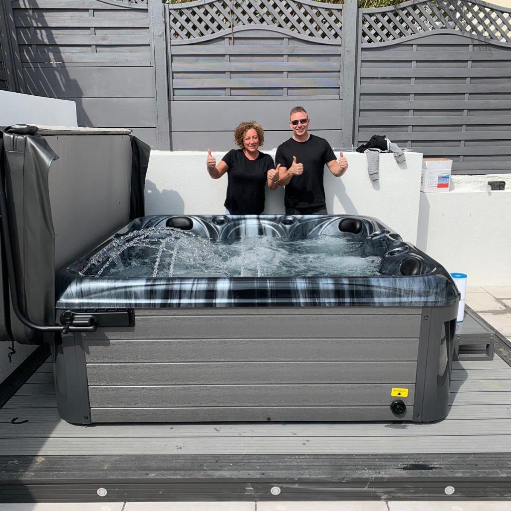 remise45% achetez un jacuzzi +pompe a chaleur80% d'economie, Enlèvement ou Envoi, Neuf