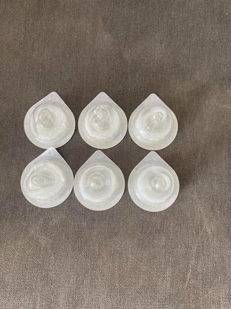 Nieuw 6 Nutrilon Nutricia spenen, Kinderen en Baby's, Babyvoeding en Toebehoren, Ophalen of Verzenden, Nieuw, Overige typen