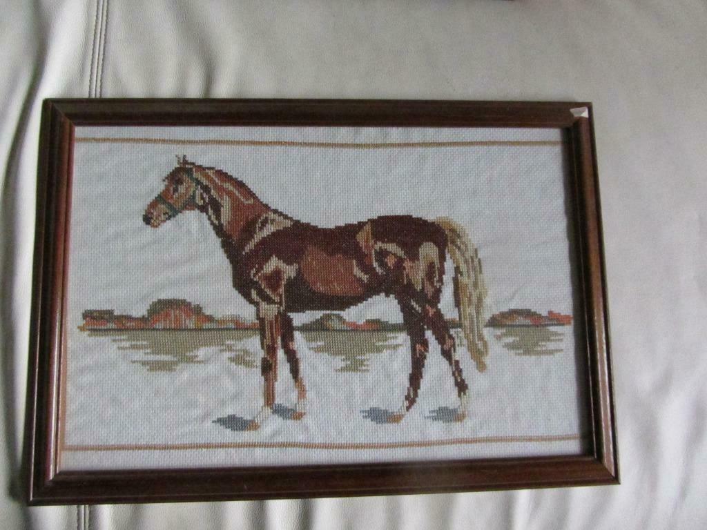 Cadre en bois - cheval brodé à la main, Ophalen of Verzenden, Nieuw
