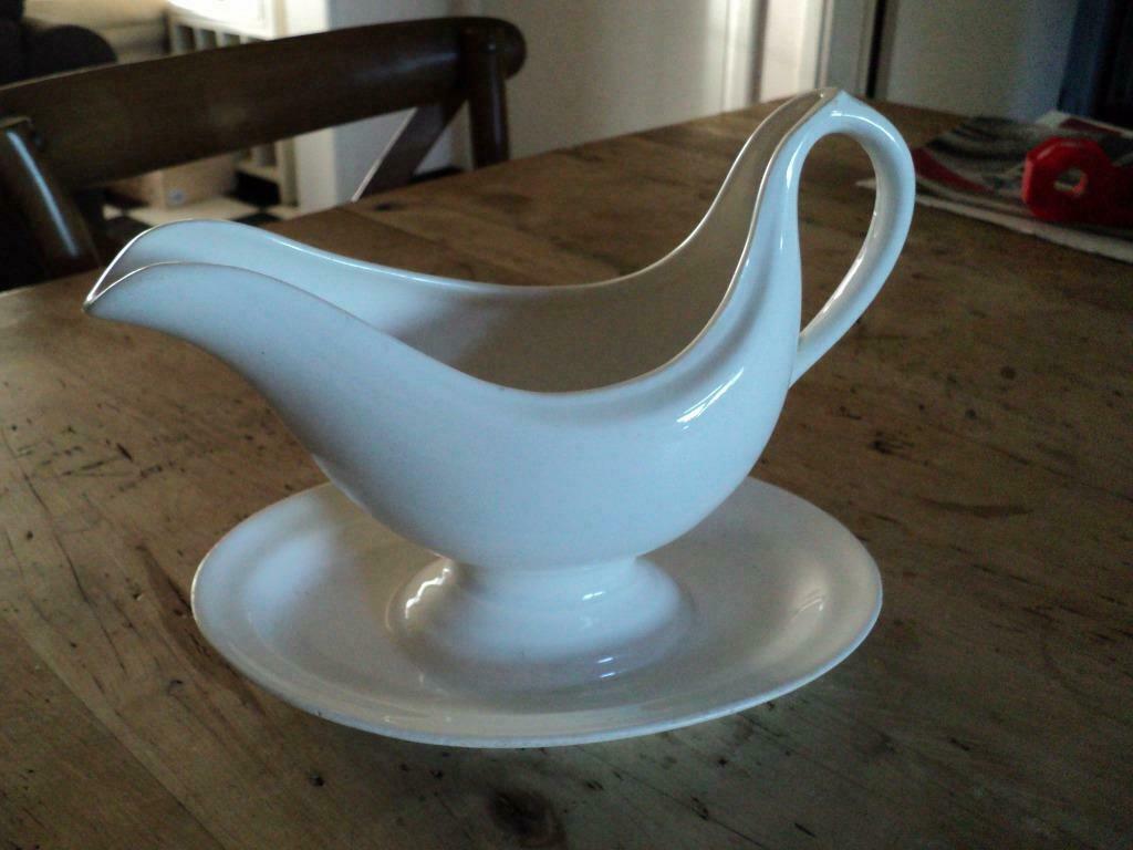 BOCH WIT SAUSKOM MET ONDERSCHOTEL, Ophalen of Verzenden