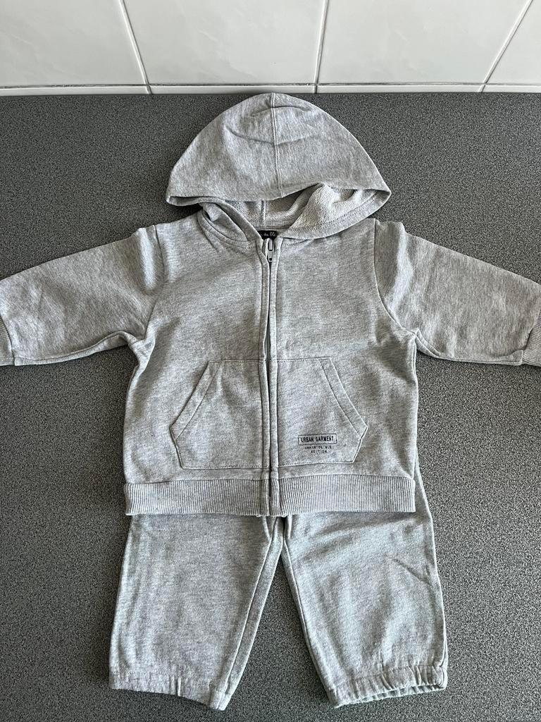 Grijze jogging Grain de Blé - maat 74 - 12 maanden, Grain de Blé, Jongetje of Meisje, Ophalen of Verzenden, Zo goed als nieuw