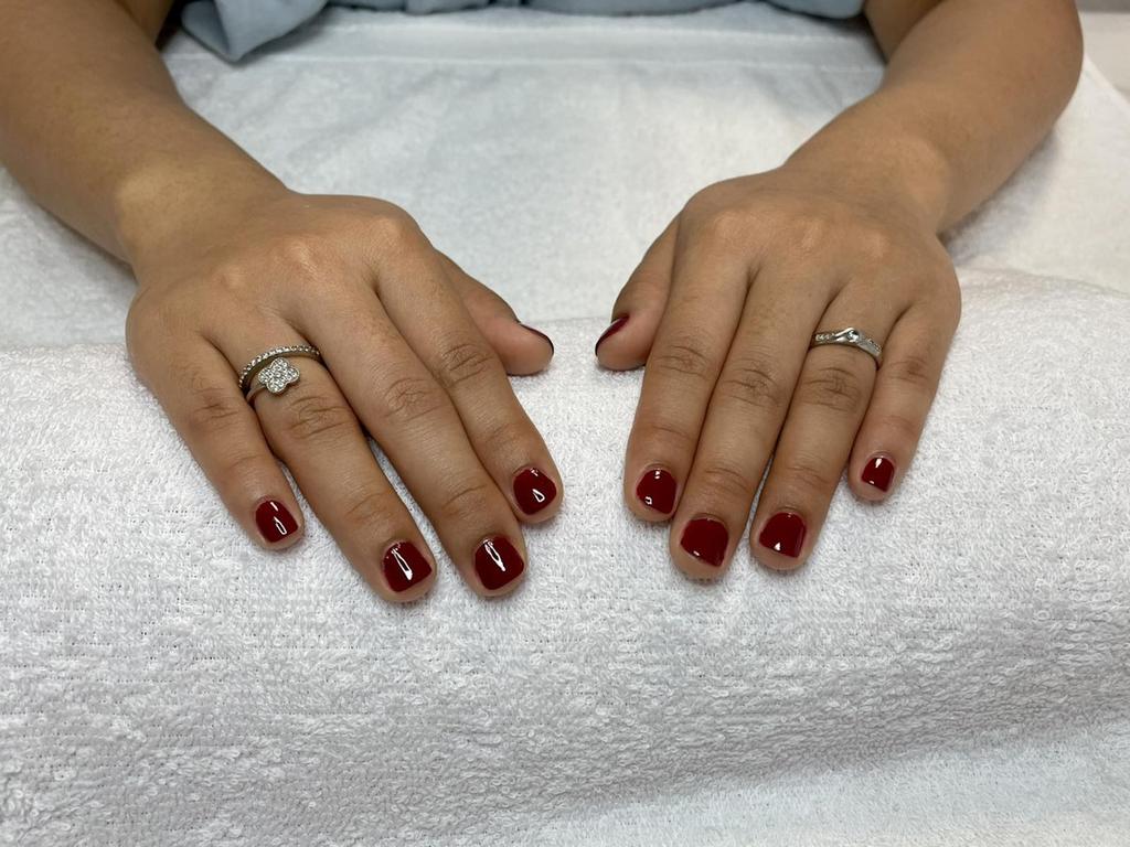 Manucure pedicure à domicile