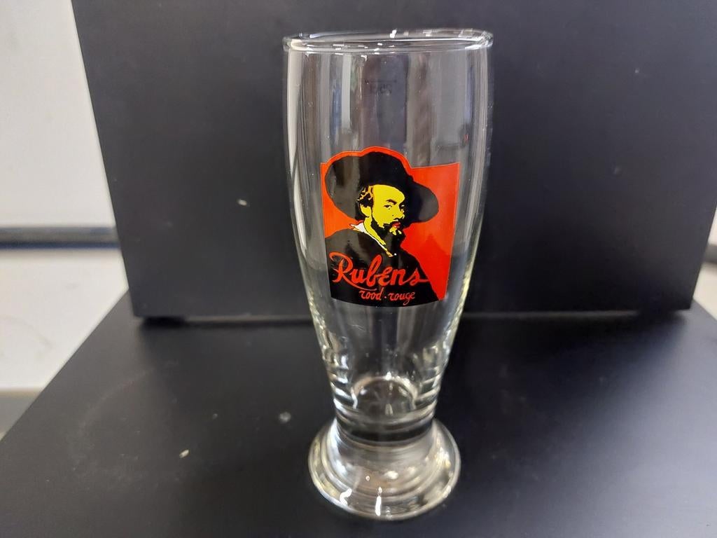 Bierglas Rubens Rouge/rood, Verzamelen, Ophalen of Verzenden, Zo goed als nieuw, Bierglas
