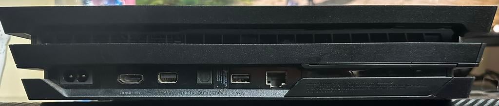 Ps4 pro 1tb, Ophalen, Zo goed als nieuw, Met 1 controller, Pro