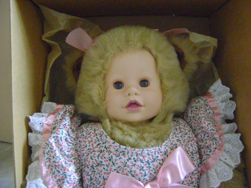 lim. edition berrepot van Anne Geddes, Verzamelen, Ophalen of Verzenden, Nieuw, Pop