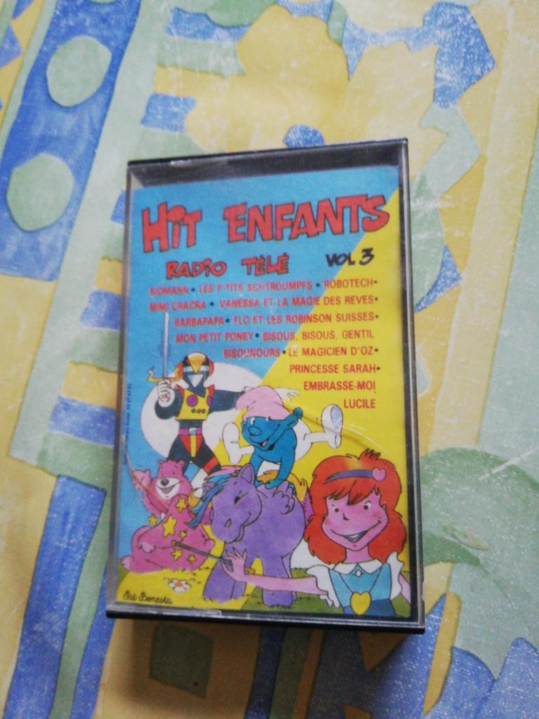 Cassette audio. Hit enfants. Radio Télé. Volume 3, Enlèvement ou Envoi, Comme neuf