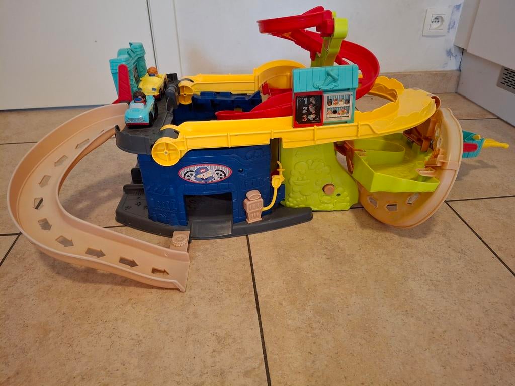 Autobaan met carwash. Hoge en brede stand, Kinderen en Baby's, Ophalen