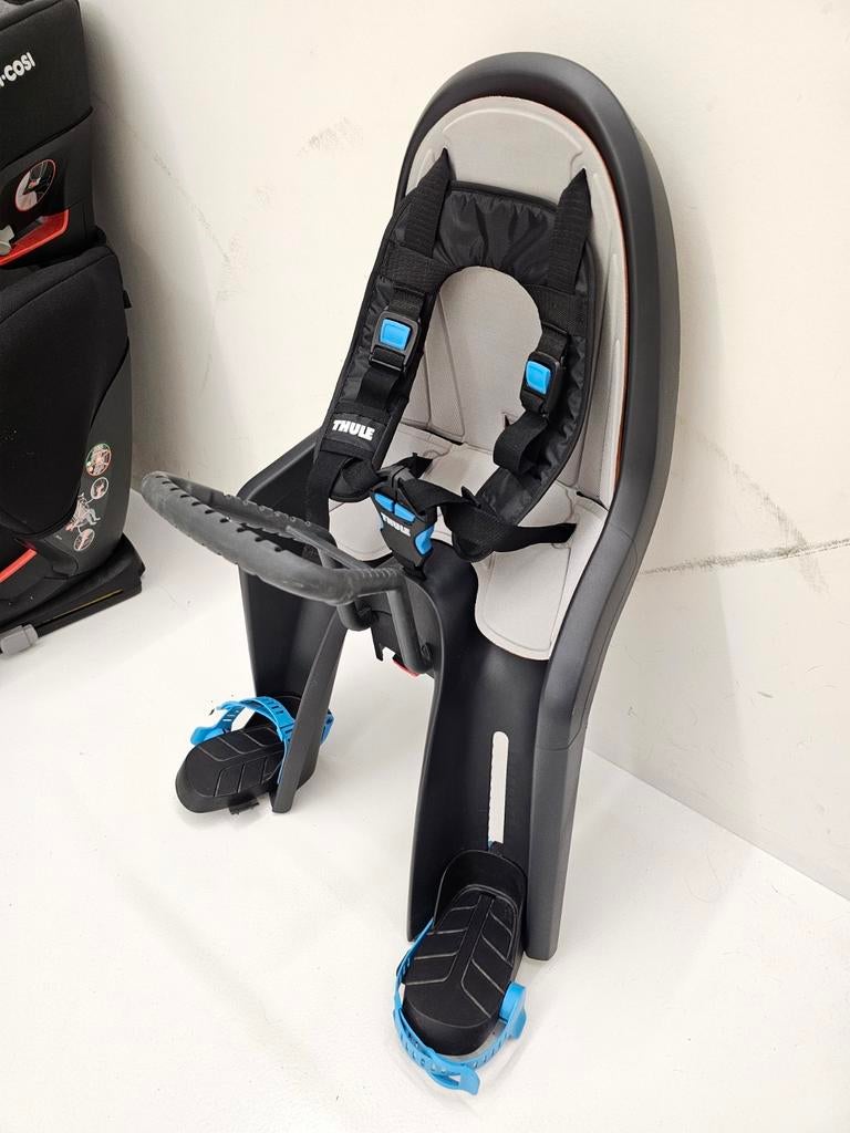 Fietsstoeltje Thule met windscherm, tot 15 kg, Ophalen, Zo goed als nieuw