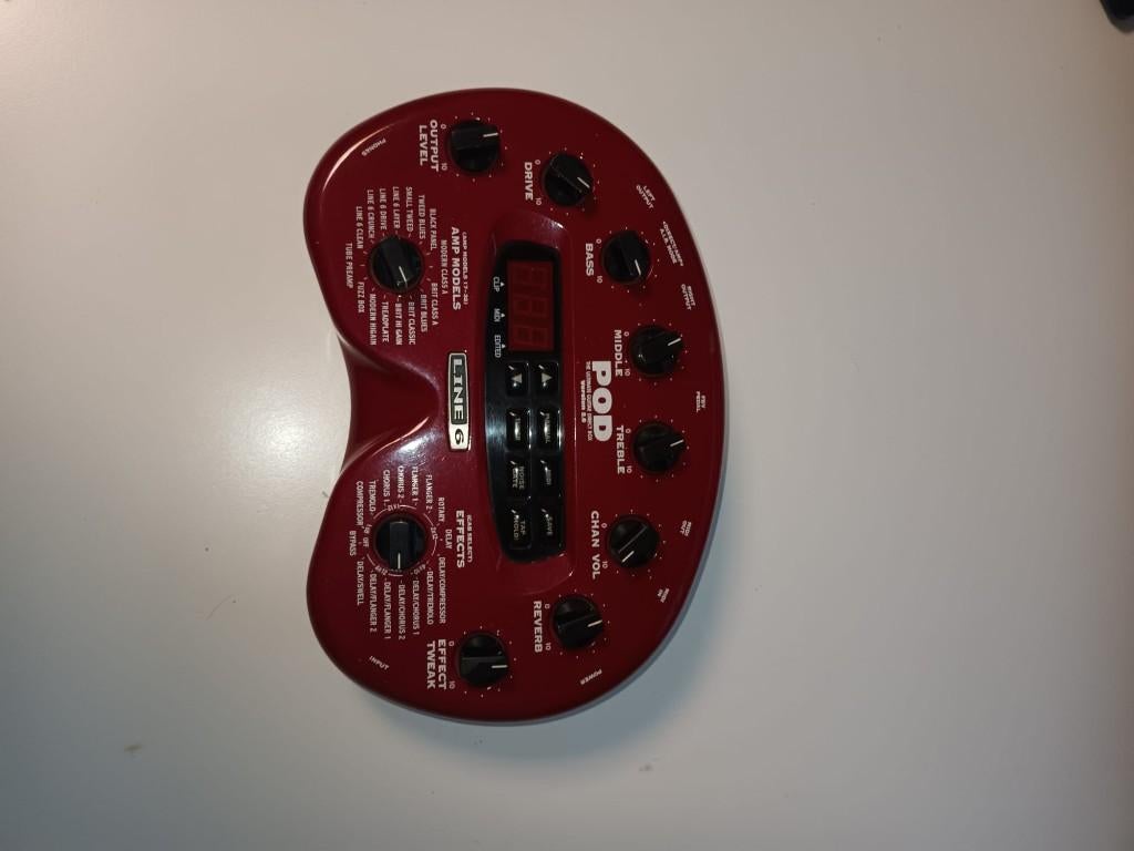 Pédalier Guitare Line 6, Musique & Instruments, Effets, Enlèvement