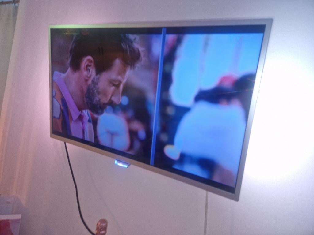TV 32' Philips Ambilight, Ophalen of Verzenden, Gebruikt, LED, Philips