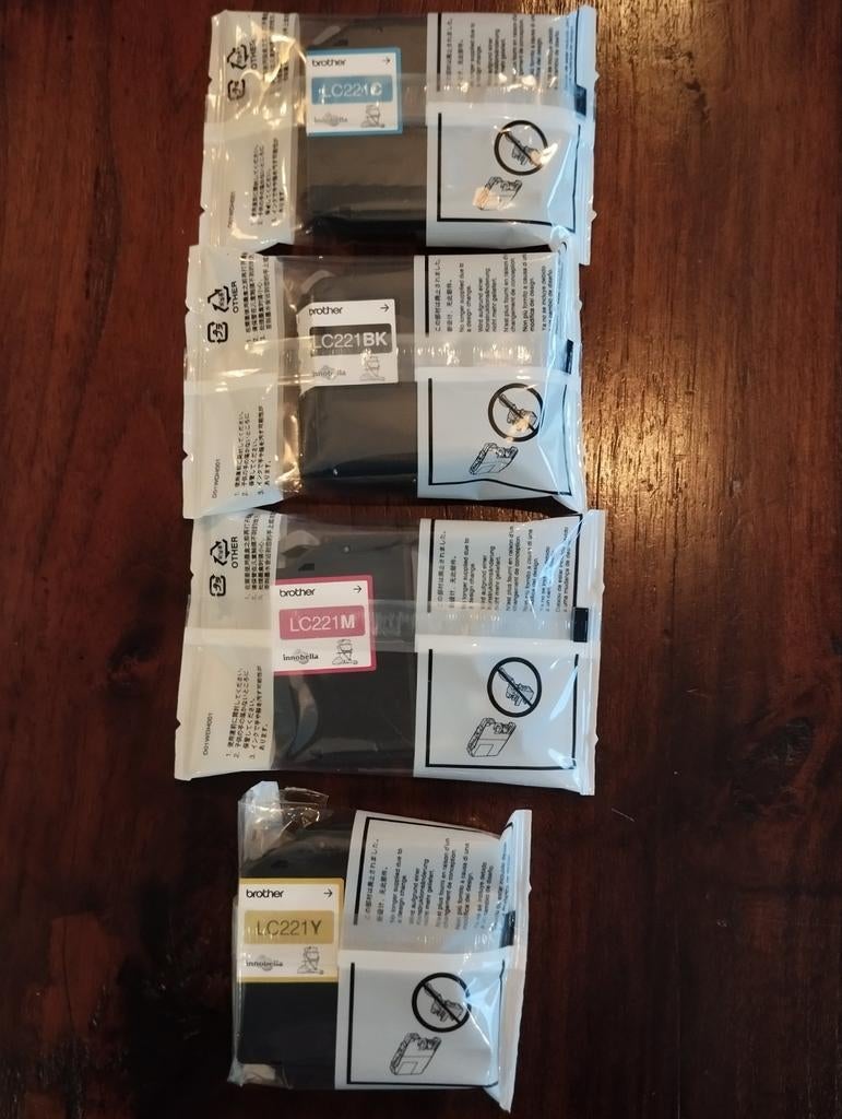 Inktcartridges Brother. Zwart, magneta..., Ophalen