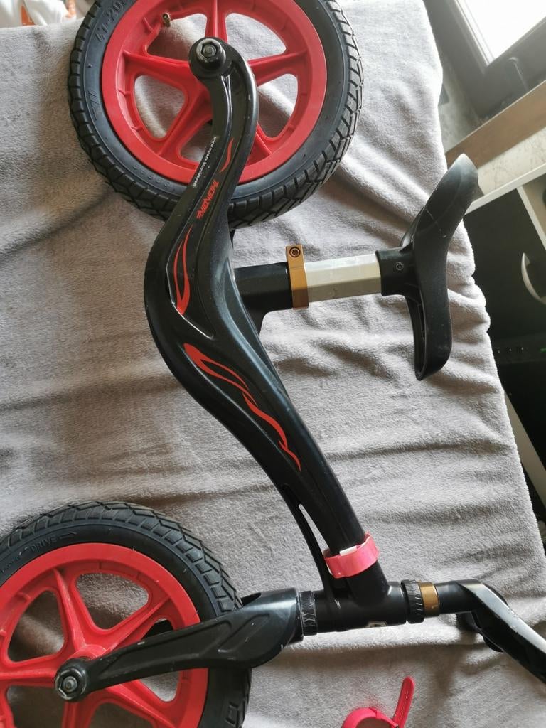 Loopfiets fluovest gratis, Fietsen en Brommers, Ophalen
