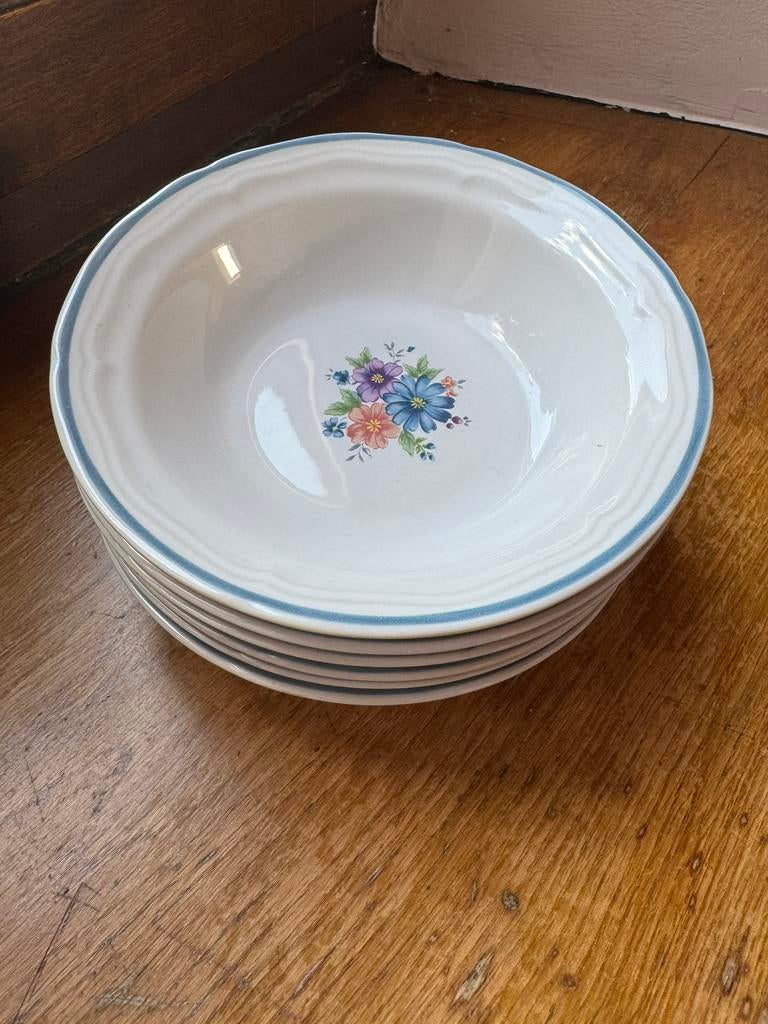 Assiettes de vaisselle, Enlèvement ou Envoi, Comme neuf, Assiettes(s)
