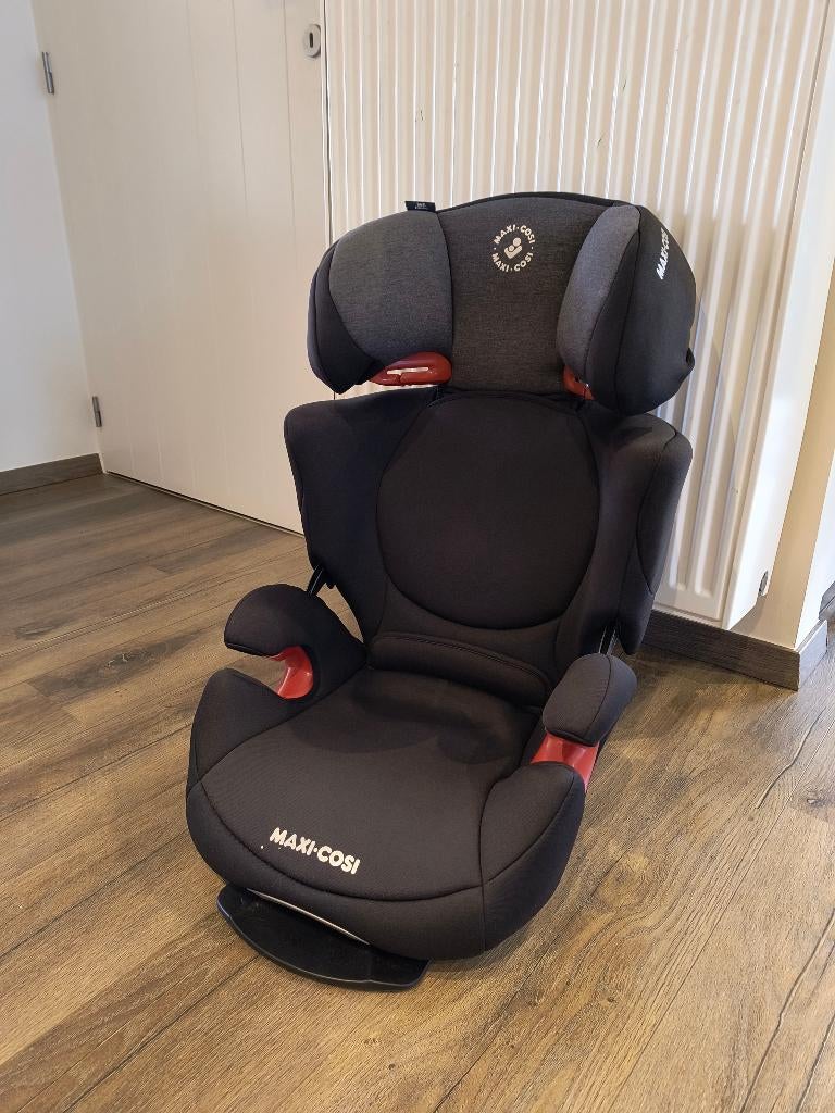 Maxi Cosi Rodi Air Protect Black, Kinderen en Baby's, Autostoeltjes, Zo goed als nieuw, Maxi-Cosi, 15 t/m 36 kg, Autogordel, Afneembare rugleuning