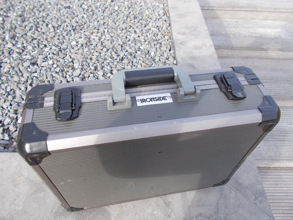 Gereedschapskoffer Ironside, Doe-het-zelf en Bouw, Ophalen, Gebruikt