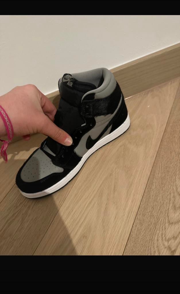 Chaussures jordan, Enlèvement, Neuf