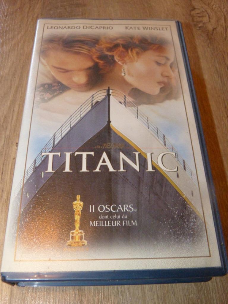 VHS du film Titanic, À partir de 12 ans, Enlèvement ou Envoi, Utilisé, Drame