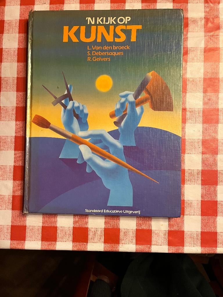 'N KIJK OP KUNST L. Van den Broeck, Gelezen, Diverse auteurs, Ophalen of Verzenden, Overige onderwerpen