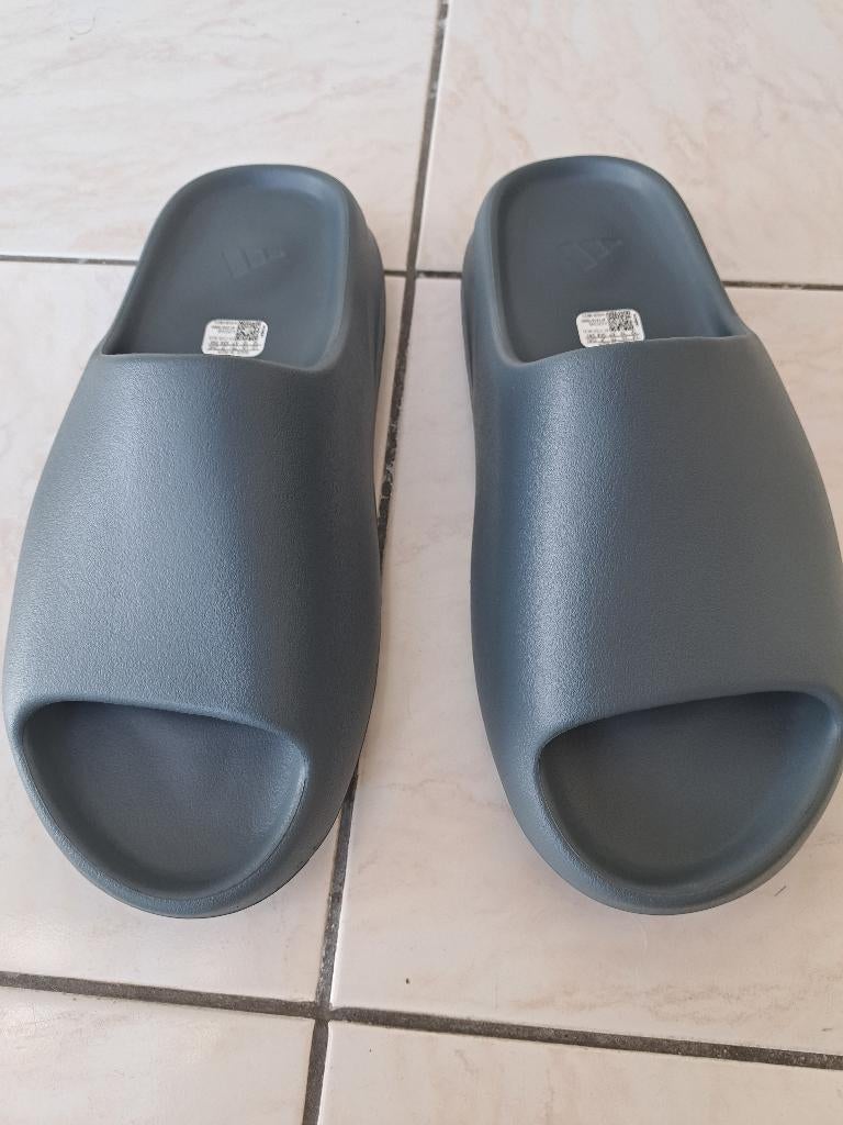 Adidas Yeezy Slide Slate Marine, Kleding | Heren, Schoenen, Slippers, Nieuw, Adidas, Verzenden