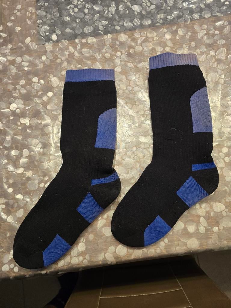 Paire de chaussette impermeable taille M de marque (sealskin, Enlèvement