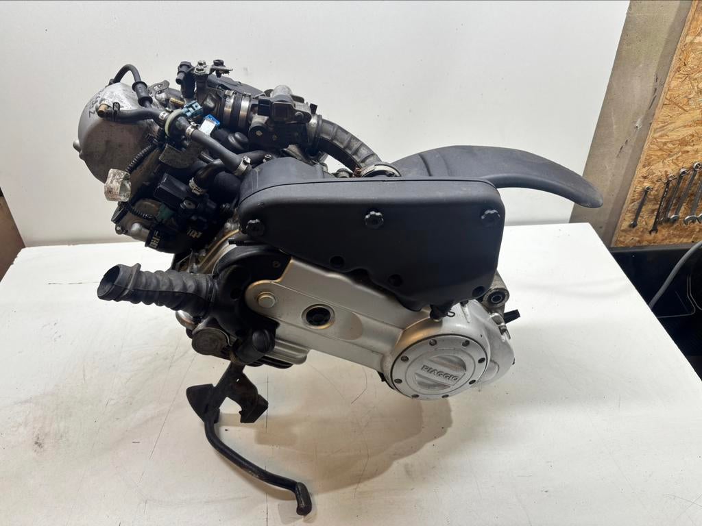 Veel onderdelen Vespa Sprint 2022 euro5 snor 15k, Fietsen en Brommers, Ophalen, Gebruikt, Blok, Vespa