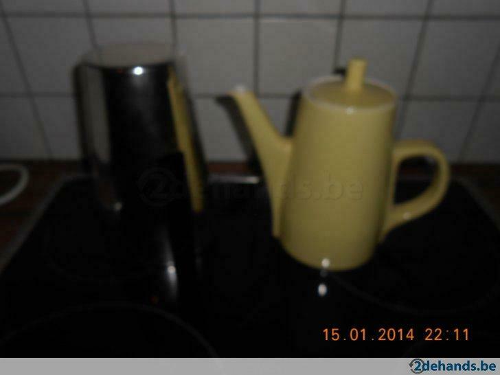 Koffiekan met beschermkap van Melitta ., Gebruikt
