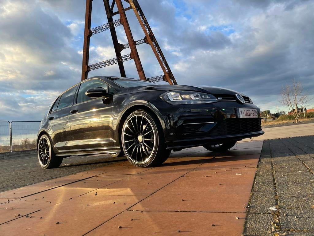 Golf 7 join edition. R Line look, Automaat, Zwart, Zwart, 1395 cc