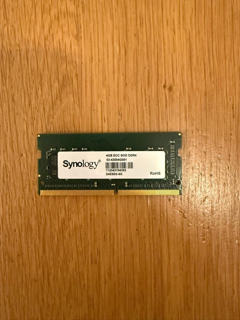 Synology D4ES02-4G, Enlèvement ou Envoi, DDR4, Serveur, Comme neuf